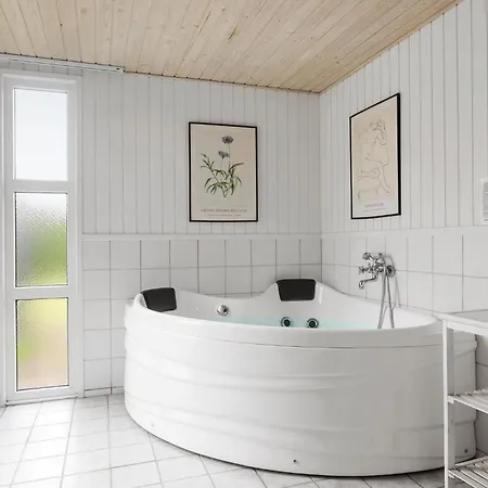 Cozy Home In Sydals With Sauna