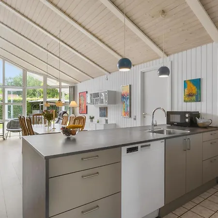 Raevebaek Sydals Denm Mommark